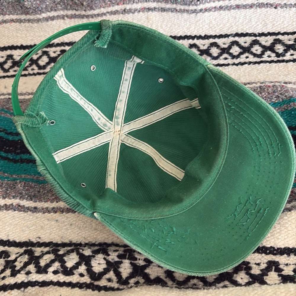 Vintage corduroy hat - Picture 7 of 9